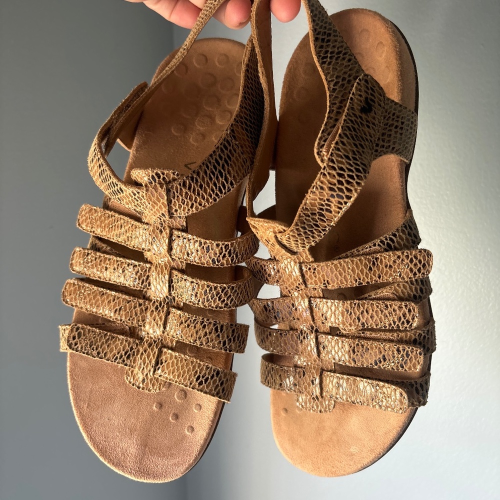 Vionic strappy sandals